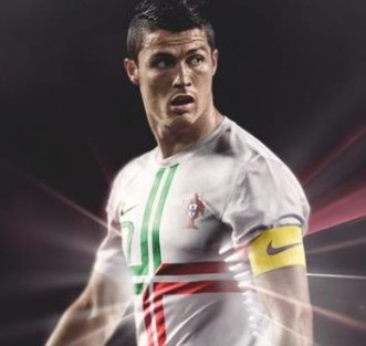 Cristiano Ronaldo Cristiano Ronaldo Assume Nova Faceta Em Anúncio Publicitário