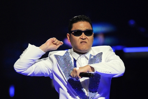 Charts Maroon 5 Psy Feature Novo Vídeo Do Cantor Psy Censurado Na Televisão Pública Sul-Coreana