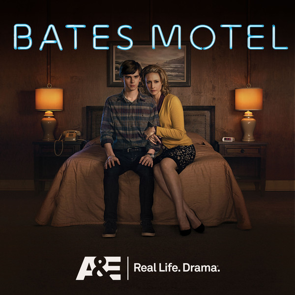 Bates Motel Season 1 Cover Poster Artwork Rihanna Participa Em «Bates Motel»
