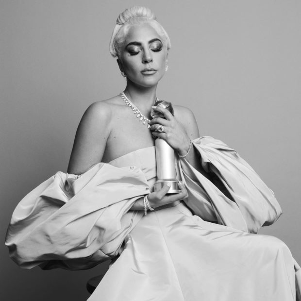 Lady Gaga 3 Lady Gaga Deslumbra Nos Globos De Ouro Com Visual Milionário