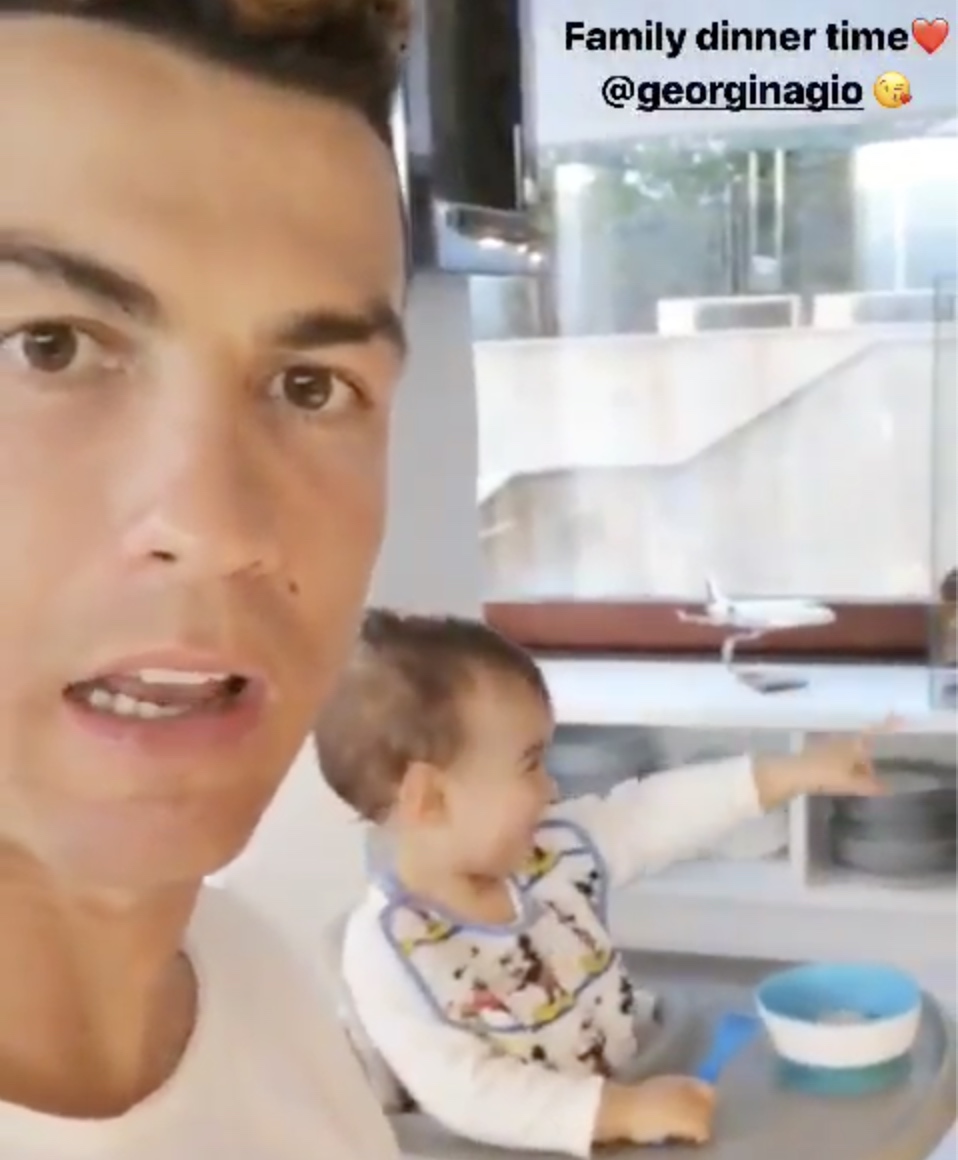 cristiano ronaldo jantar Cristiano Ronaldo revela imagens únicas de jantar em família