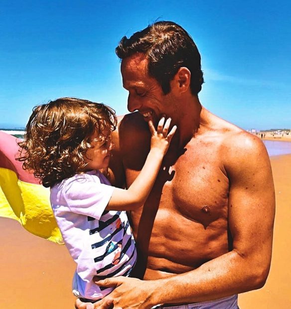 José Carlos Pereira José Carlos Pereira partilha "dia feliz" na companhia do filho: “Que foto tão doce”