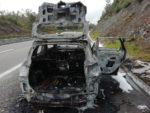 simone de oliveira carro arder 3 Simone de Oliveira mostra carro em que seguia a arder: "Alugar estes carros é terrorismo"
