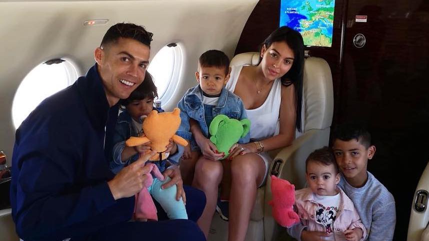 Georgina Família De Cristiano Ronaldo Parte Para Férias De Sonho