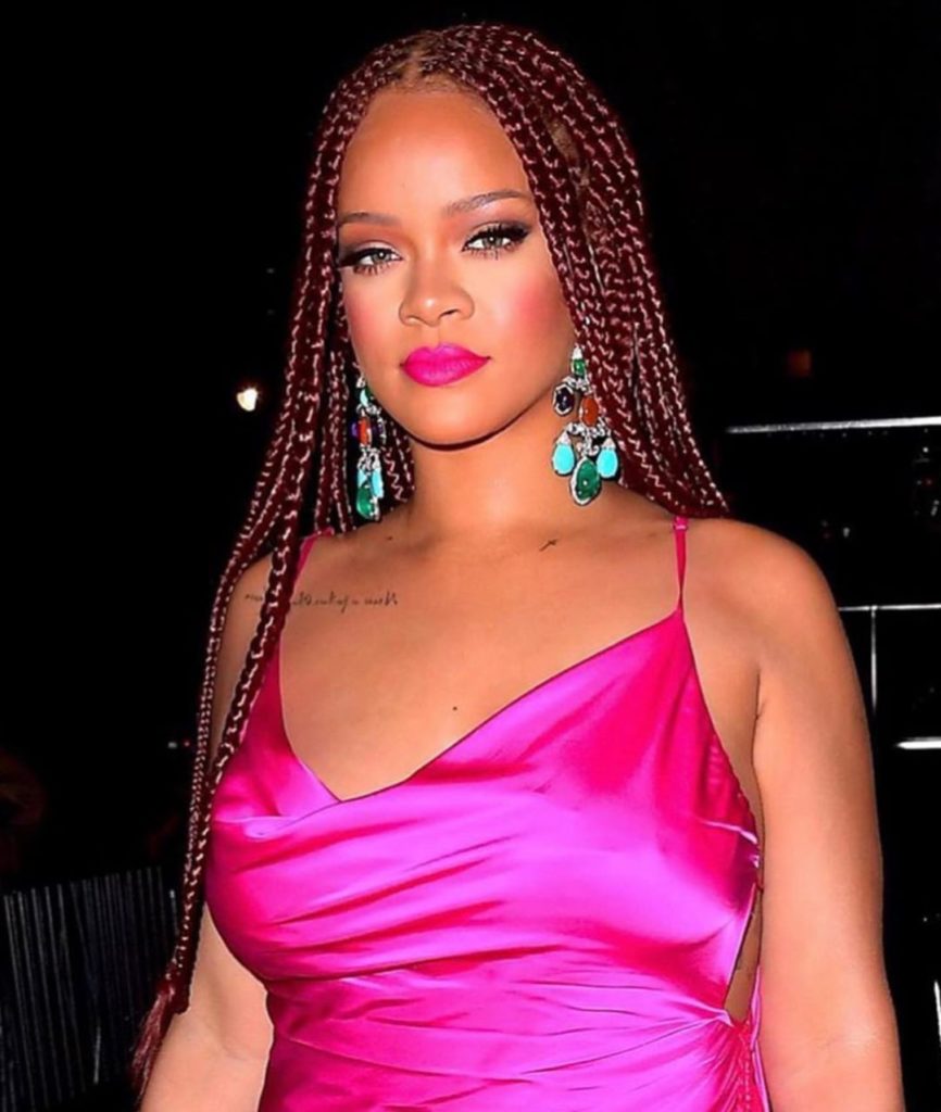 Rihanna3 Rihanna Chega Três Horas Atrasada À Inauguração Da Loja Fenty