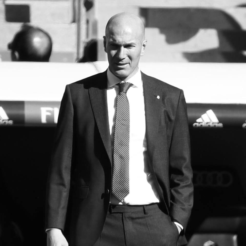 Zidane De Luto, Zidane Abandona Estágio Do Real Madrid