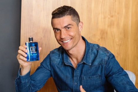 Cristiano Ronaldo Perfume Saiba Quanto Ganha Cristiano Ronaldo Por Publicação No Twitter