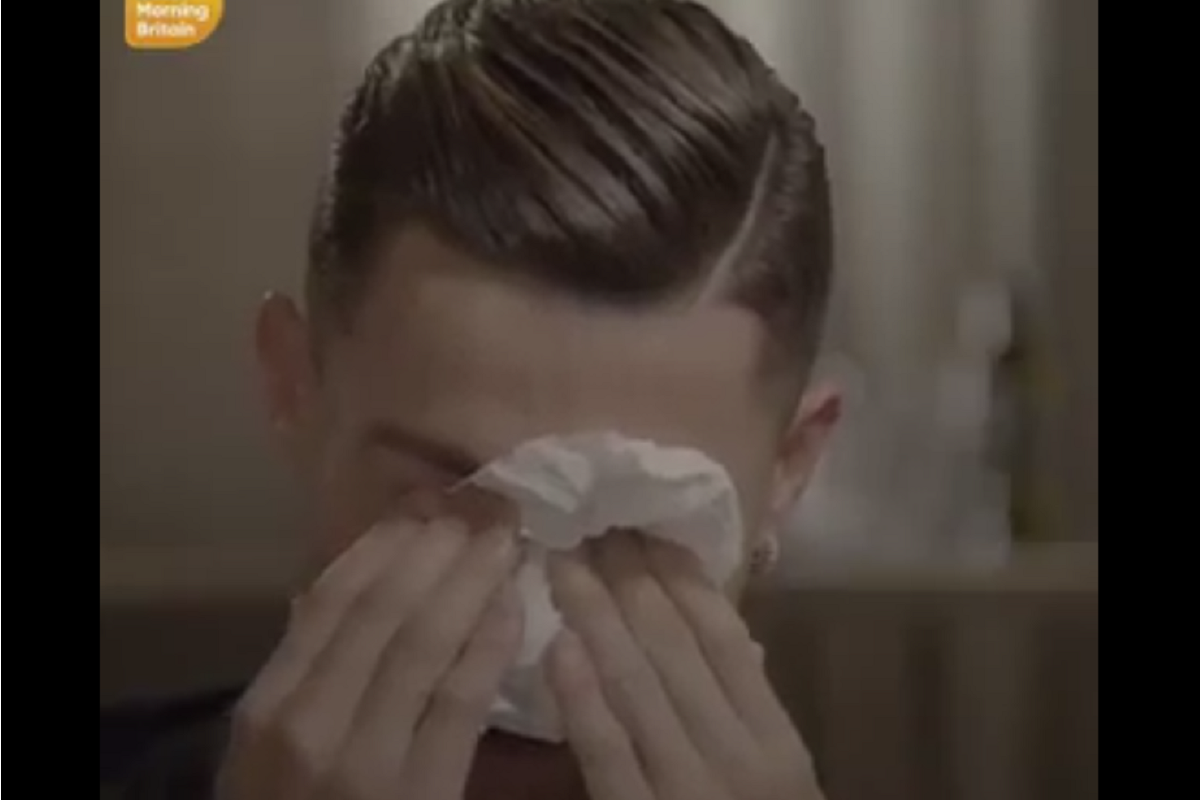 cristiano ronaldo Cristiano Ronaldo em lágrimas após ver um vídeo no qual o pai fala sobre ele