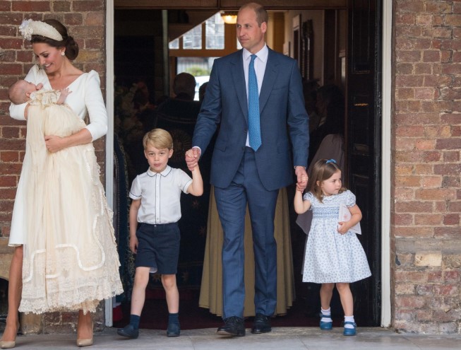 george kate william Filhos de Kate Middleton e William elogiados: "São todos muito bem comportados"