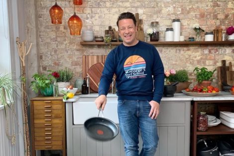 Jamie Oliver Jamie Oliver Prepara-Se Para Abrir Restaurante Em Lisboa Mas Erro Salta À Vista