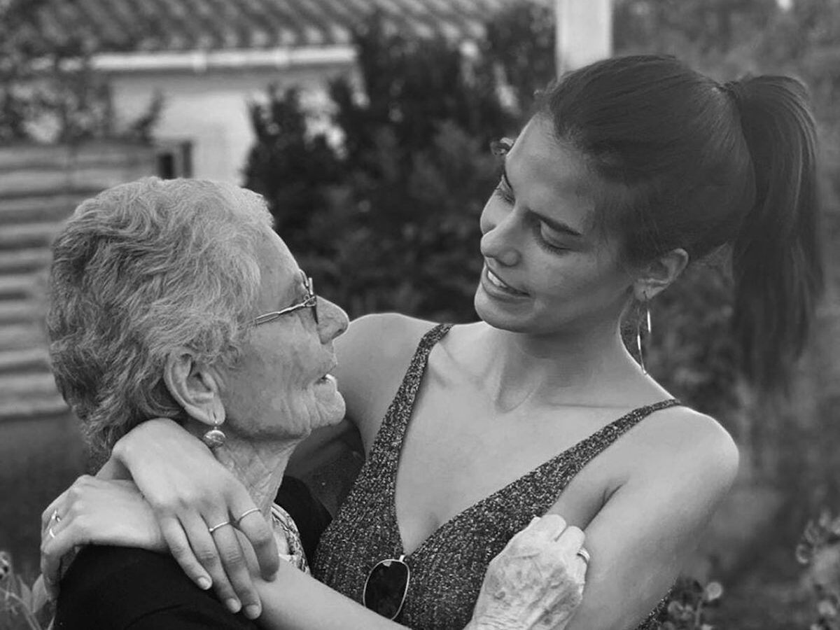 isabela valadeiro e1584560626267 Isabela Valadeiro visita avó no lar: "O abraço (possível)"