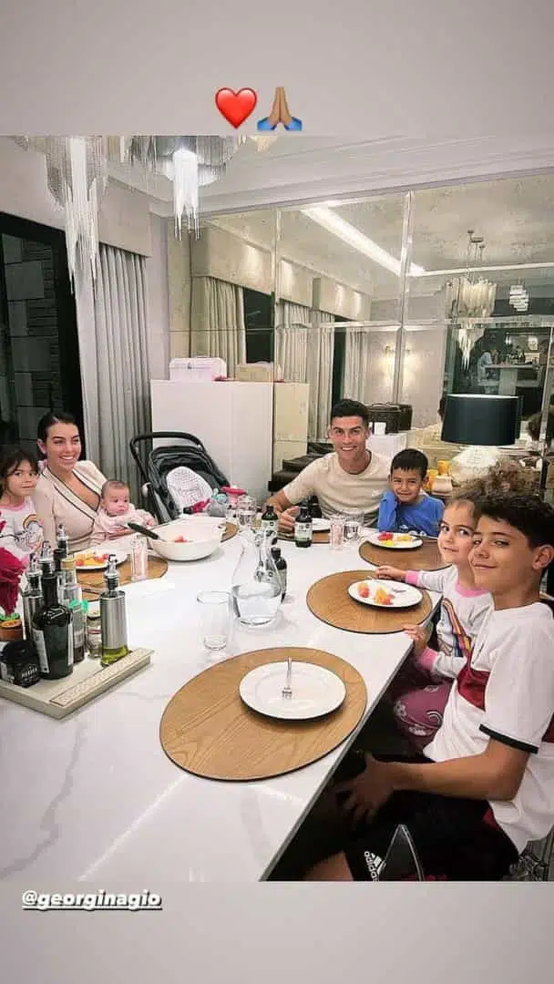 Cristiano-Ronaldo-Filhos-Georgina-Rodriguez