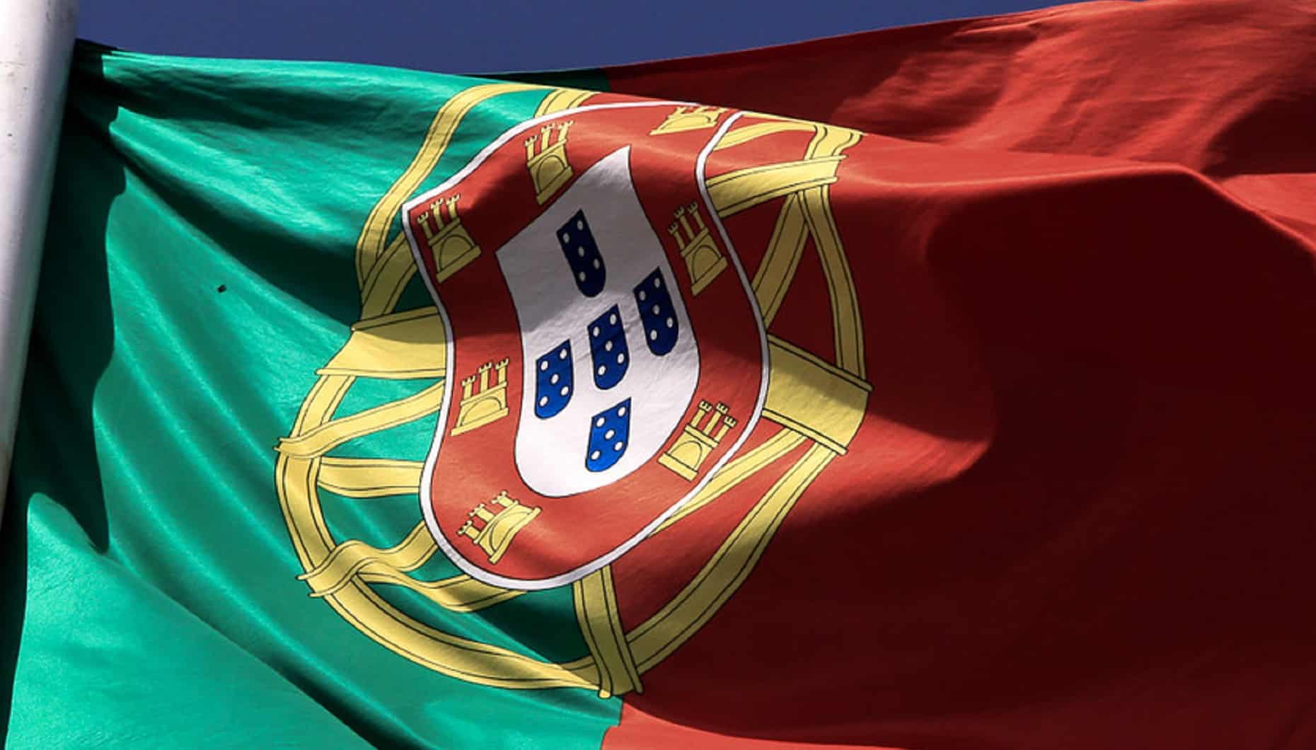 Bandeira De Portugal, Hino Nacional, País