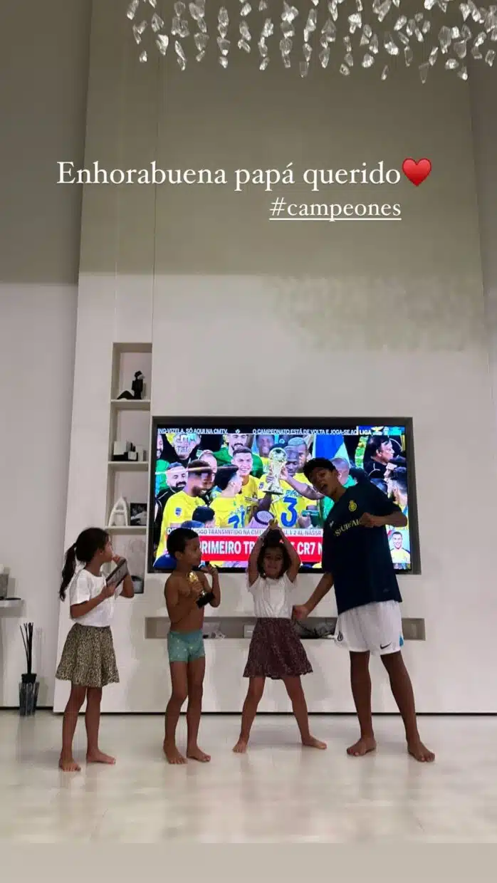 Georgina-Rodriguez-Filhos-Cristiano-Ronaldo-2