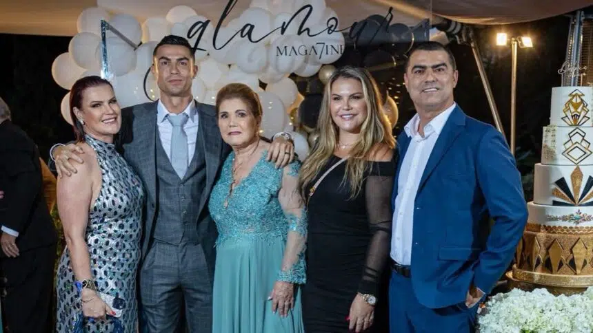 Elma Aveiro, Cristiano Ronaldo, Dolores Aveiro, Katia E Hugo