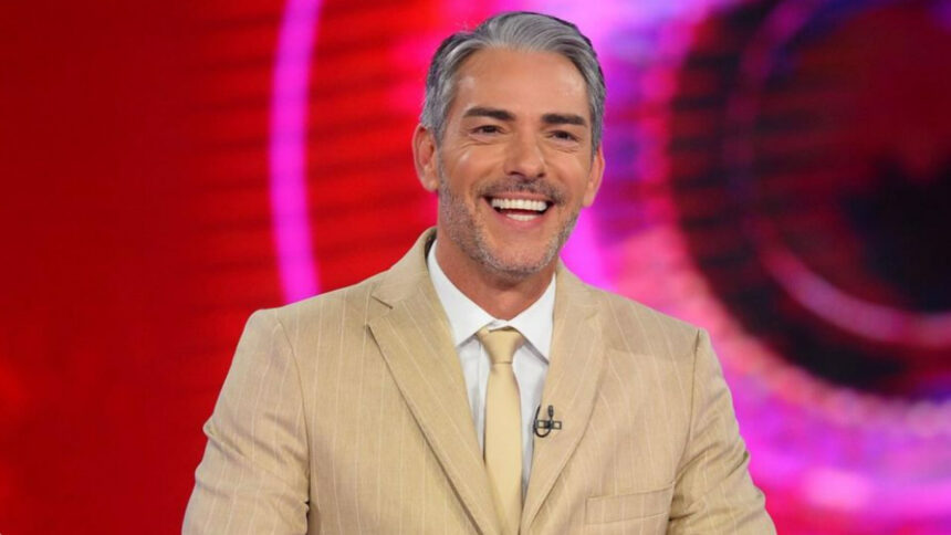 Claudio Ramos Big Brother 1 Cláudio Ramos recebe "chuva" de elogios: "O homem mais charmoso da televisão"
