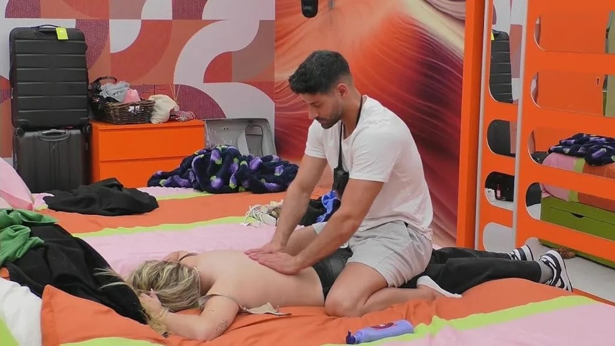carolina nunes joao oliveira big brother João Oliveira faz massagem especial a Carolina Nunes no "Big Brother"